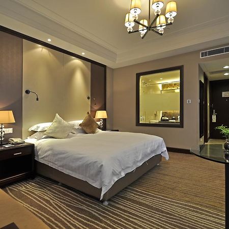 Xujiahui Park Hotel Шанхай Номер фото